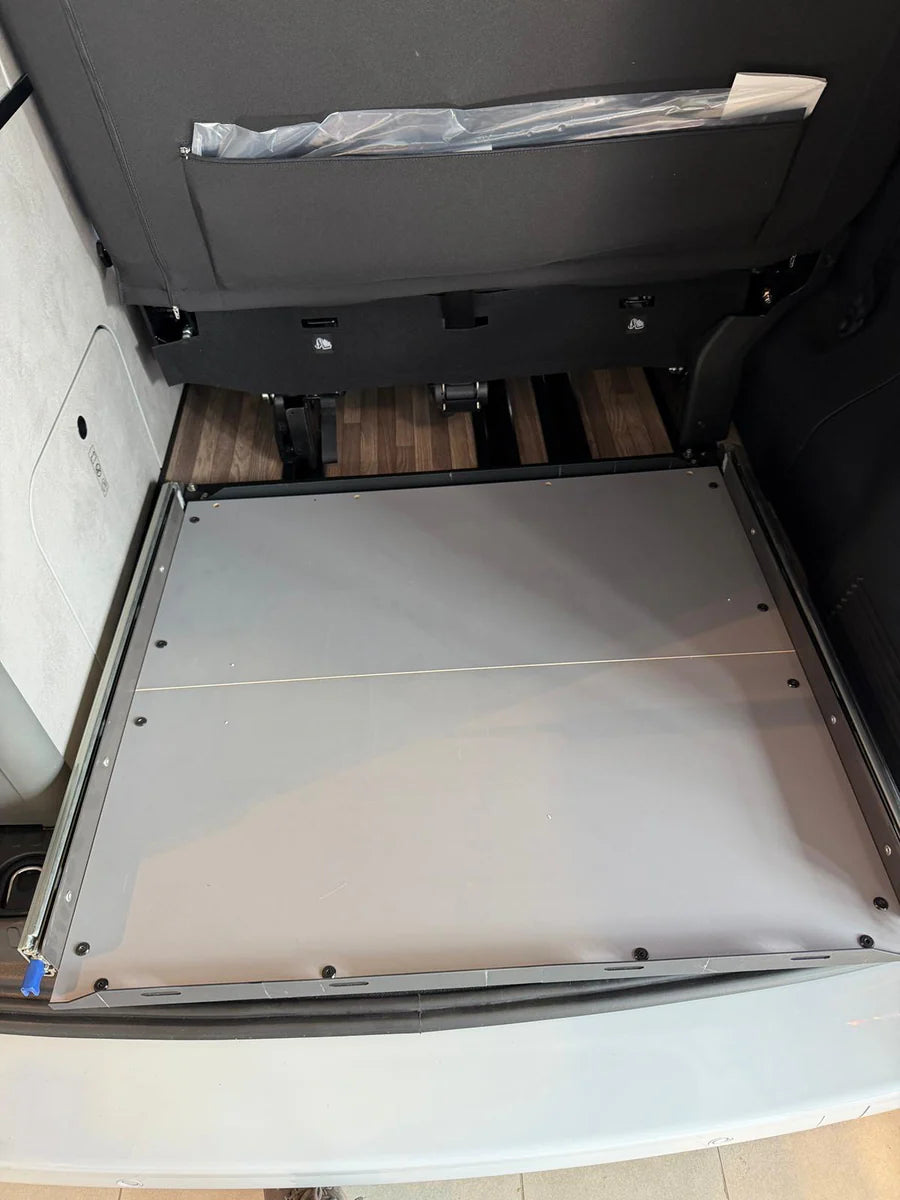 Heckauszug für VW T7 New California Coast und Ocean