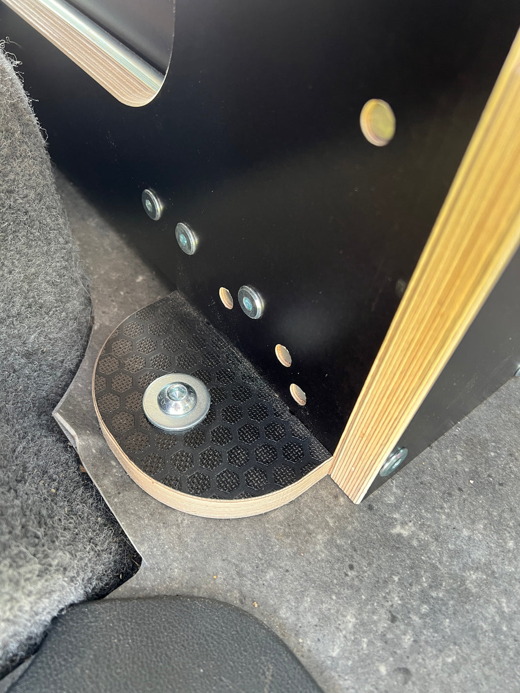 Actionvans Duo Schlaf- und Transportsystem für VW T5 - T6.1 SWB