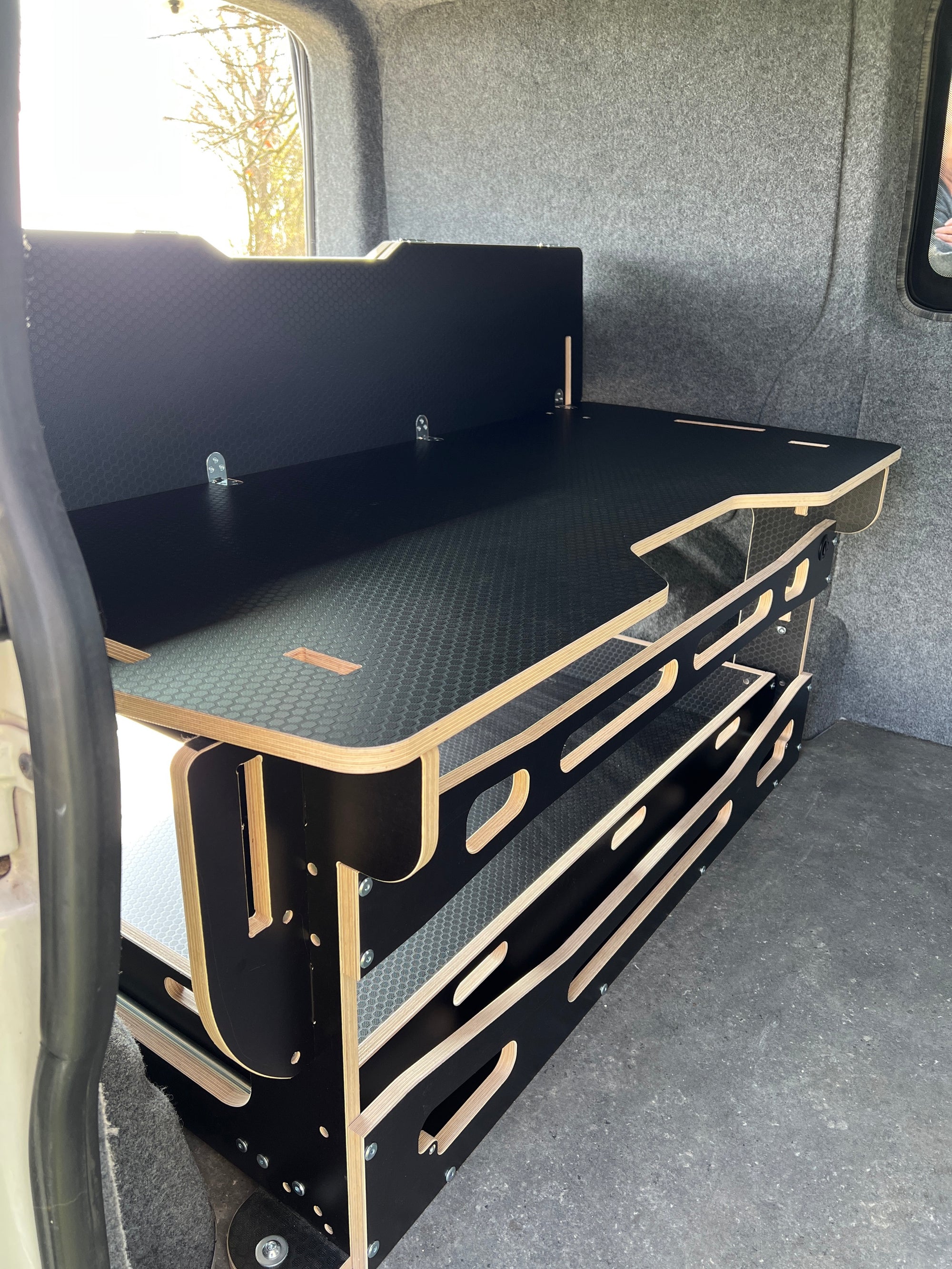 Actionvans Duo Schlaf- und Transportsystem für VW T5 - T6.1 SWB