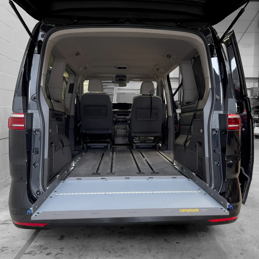 Heckauszug für VW T7 Multivan und California Beach (6/7-Sitzer)