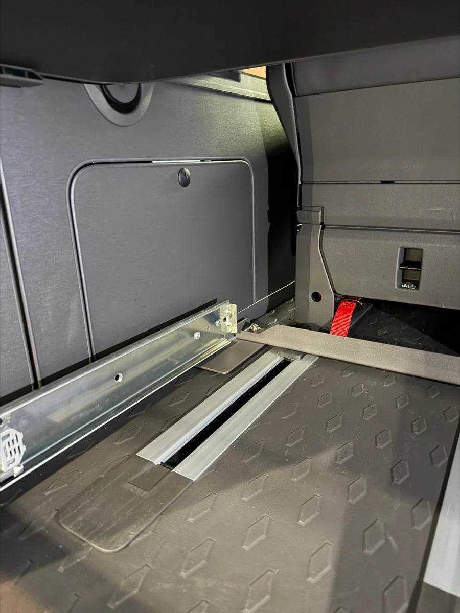 Heckauszug für VW T7 New California Coast und Ocean