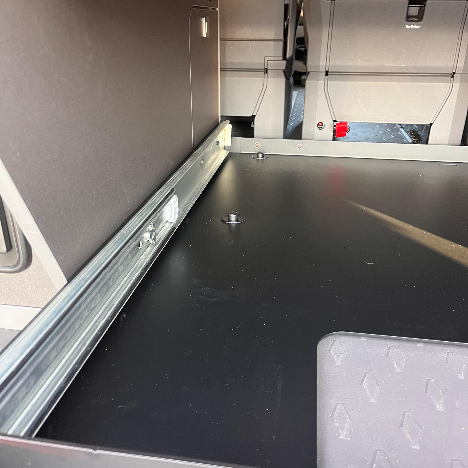 Heckauszug VW T7 California Beach