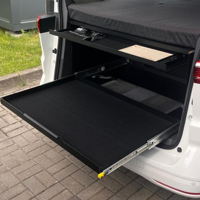 Heckbox mit Auszug VW T7 New California Beach, VW T7